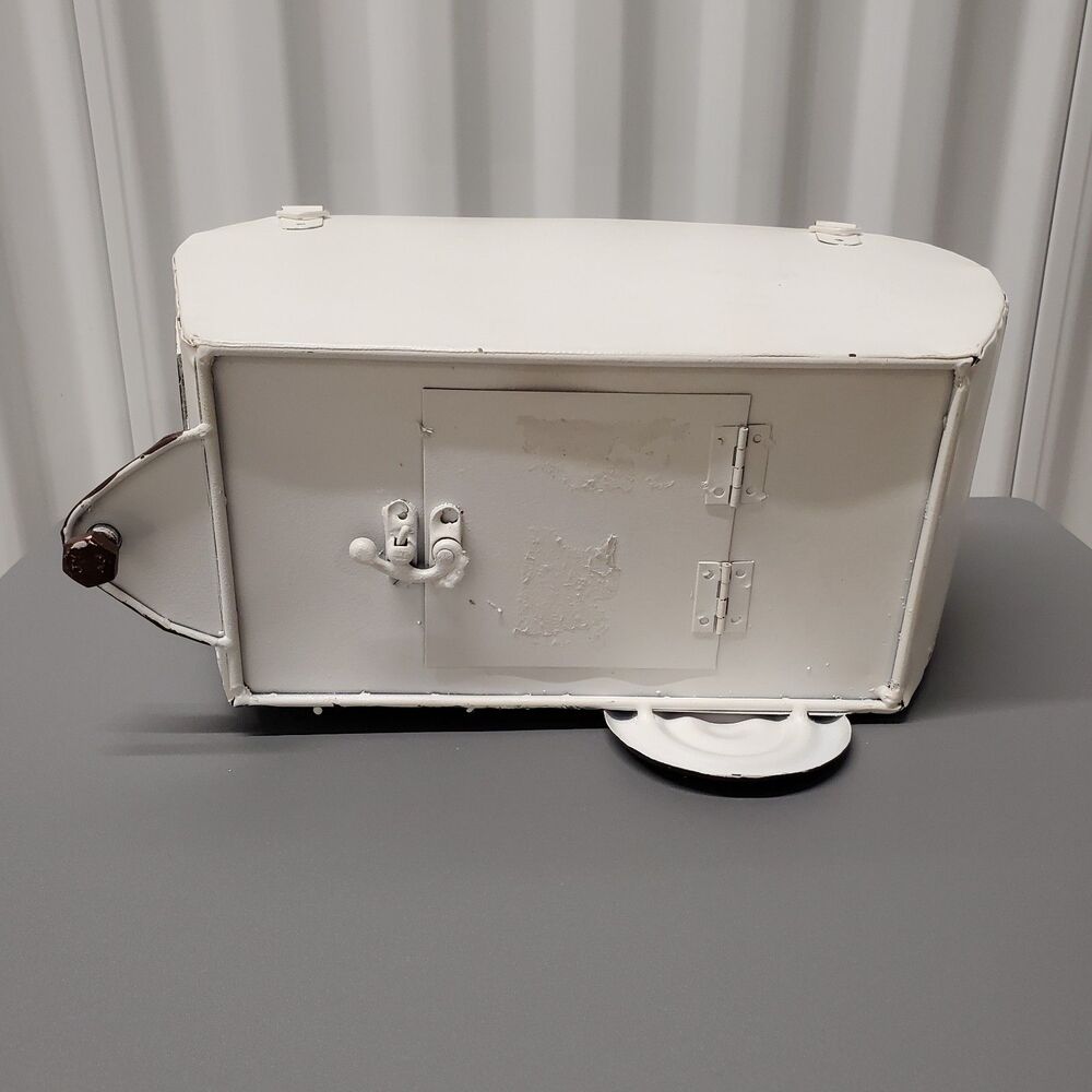 Decorative Metal Birdhouse-Vintage Camper - 0355-S1 - Picture 8 of 8